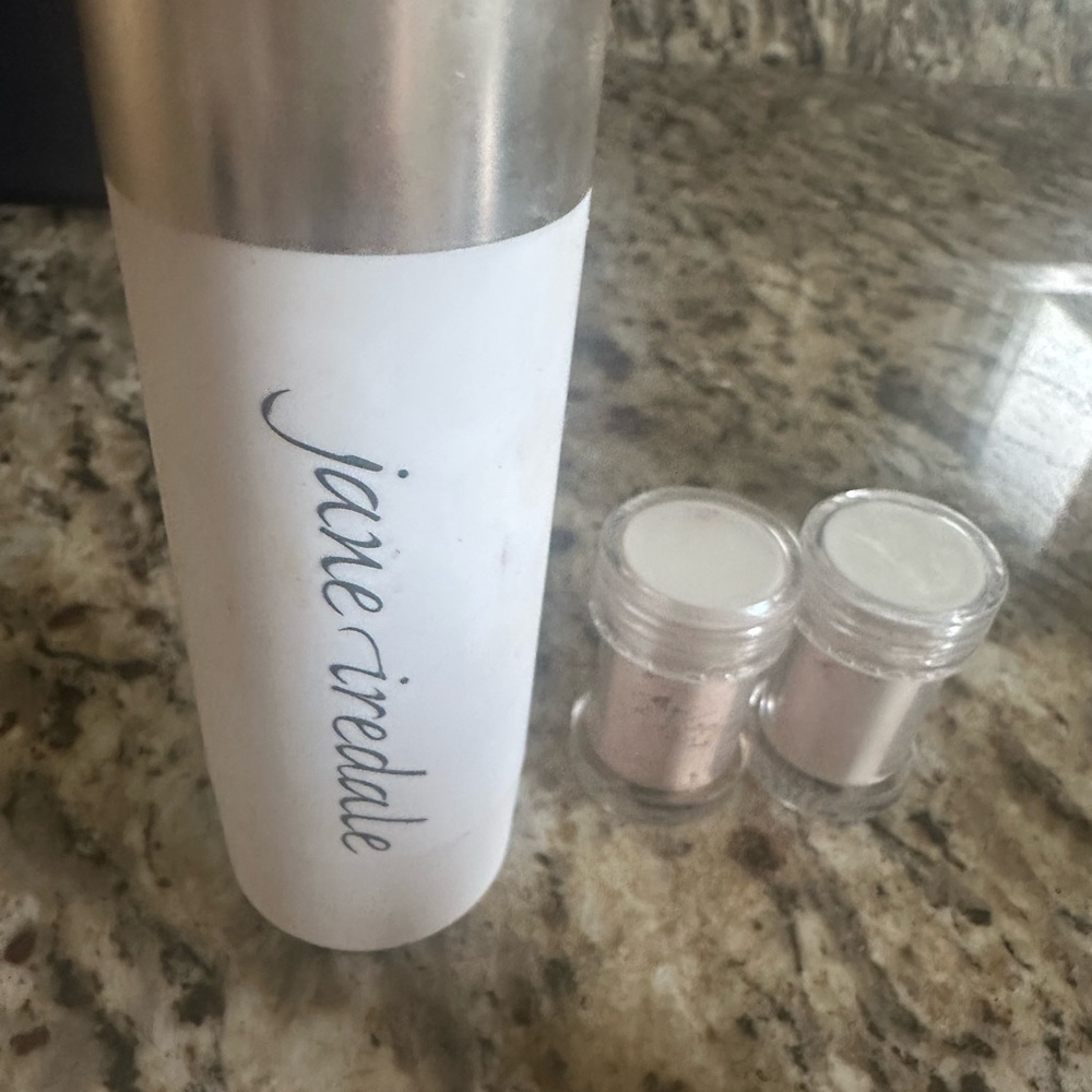 Jane Iredale Silver and Cream Setting Powder & Spray